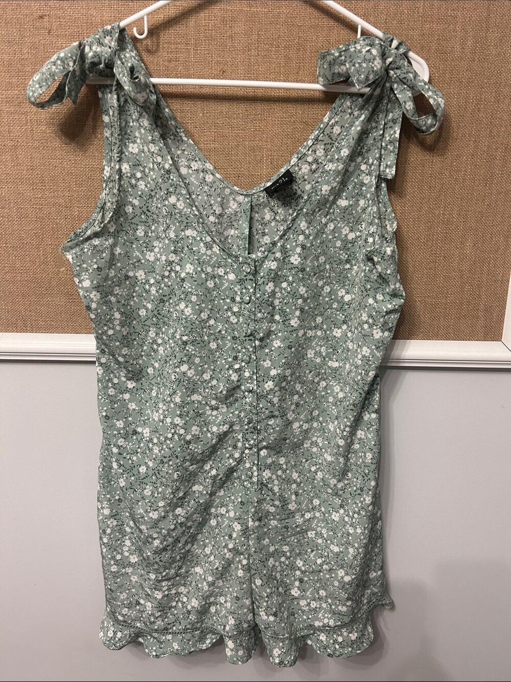 Rue21 Green Floral Tie-Shoulder Romper